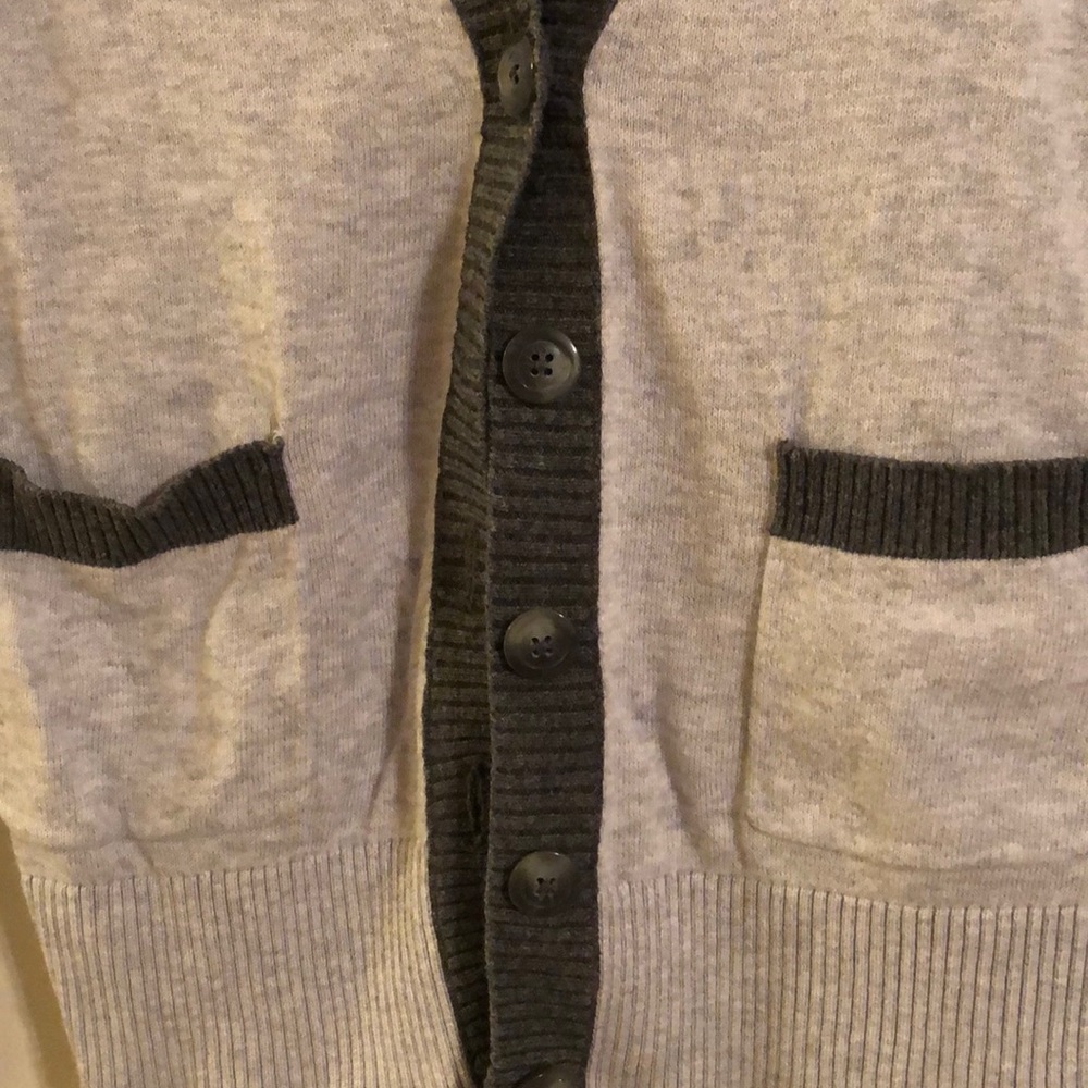 Gray sweater - Picture 7 of 7